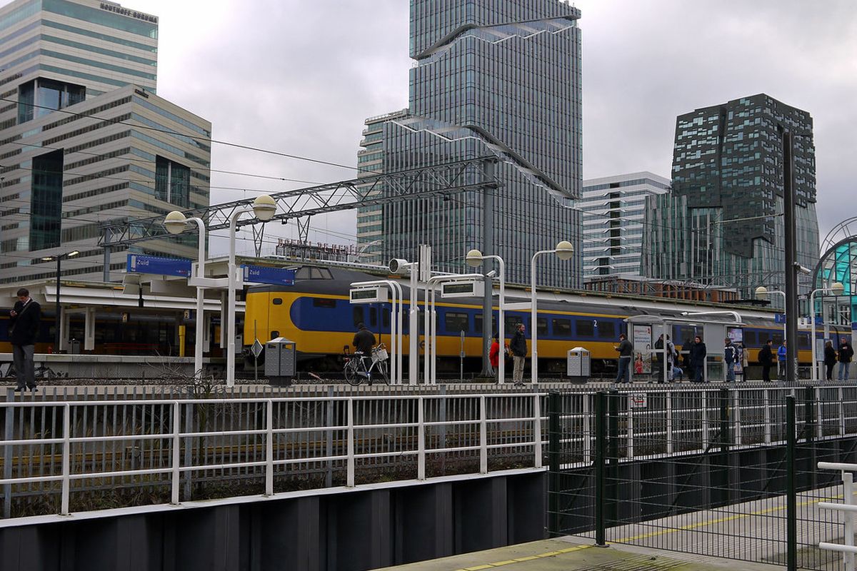 Train platform